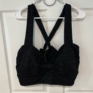 Torrid size 3 Black Patterned Bikini Top